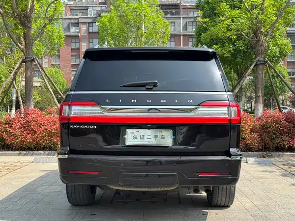 Lincoln Navigator 2020