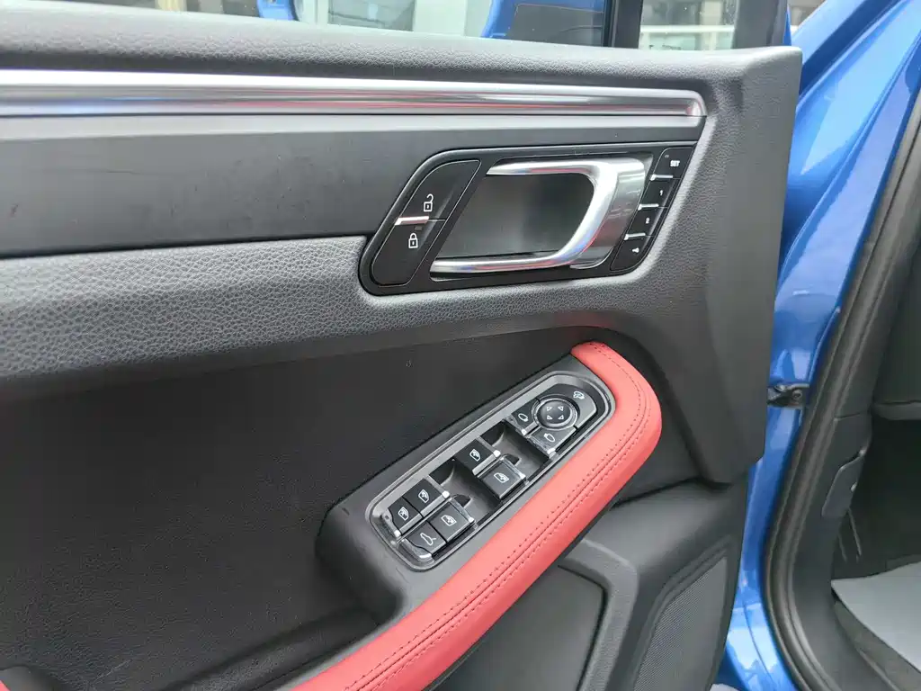 Porsche Macan 2020 — фото 9