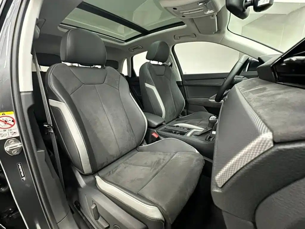 Audi Q3 2023 — фото 13