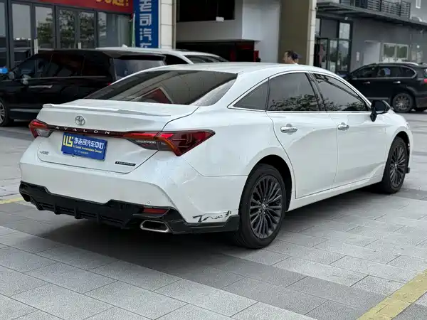 Toyota Avalon 2021