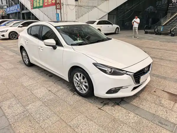 Mazda 3 Axela 2017