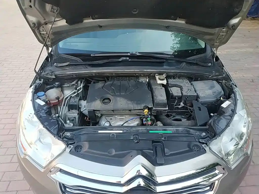 Citroën C4L 2015 — фото 20