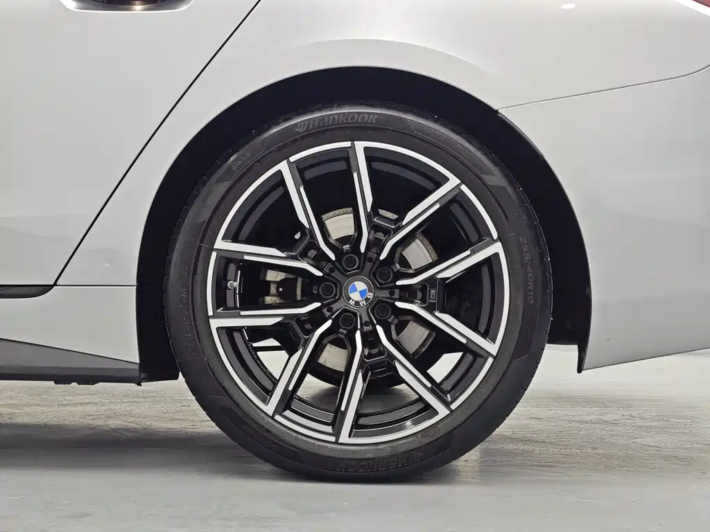 BMW 4 Series 2025 — фото 14