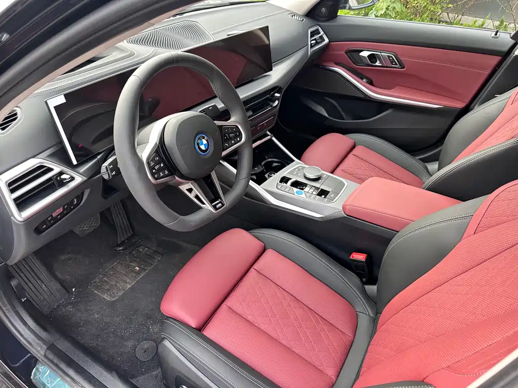 BMW i3 2025