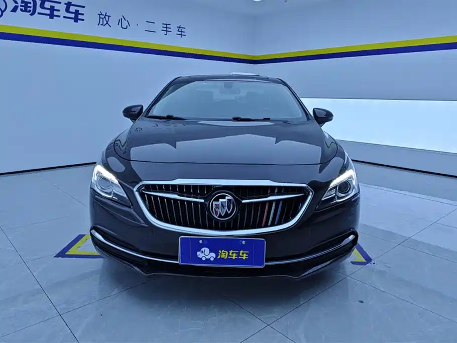 Buick LaCrosse 2017 — фото 2