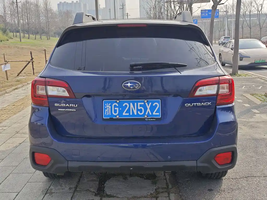 Subaru Outback 2016 — фото 17