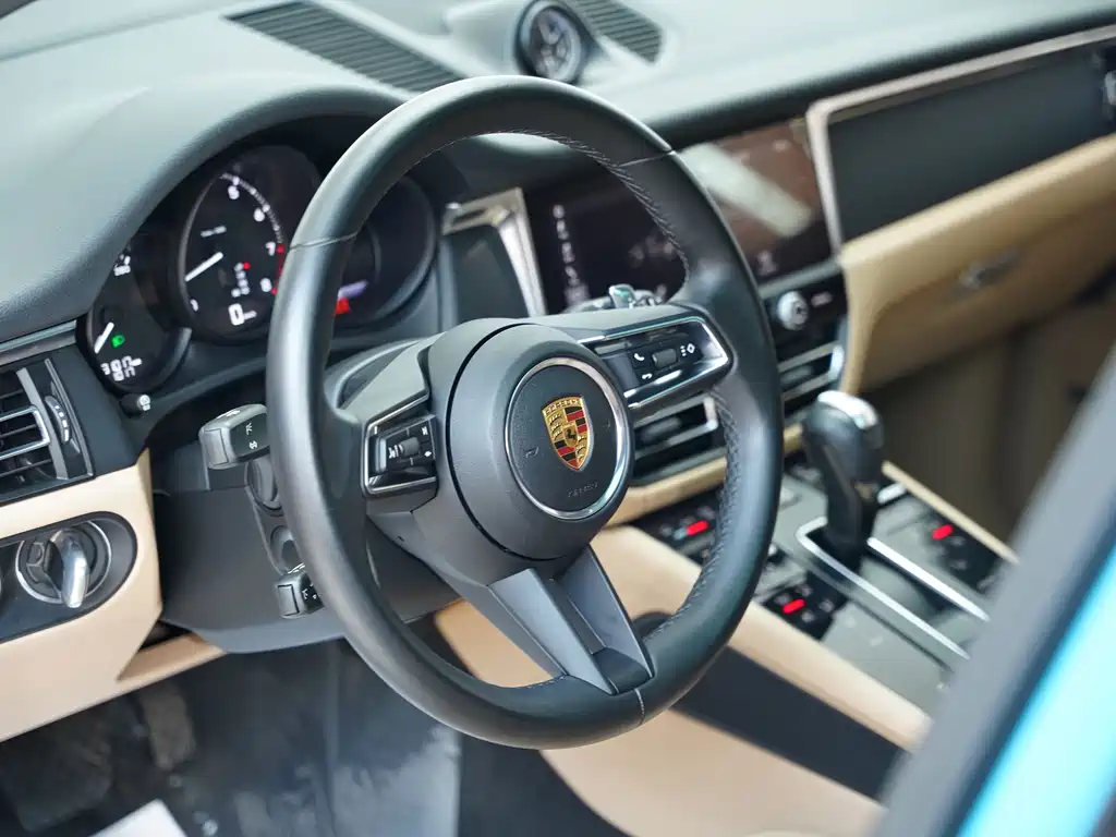 Porsche Macan 2022 — фото 13