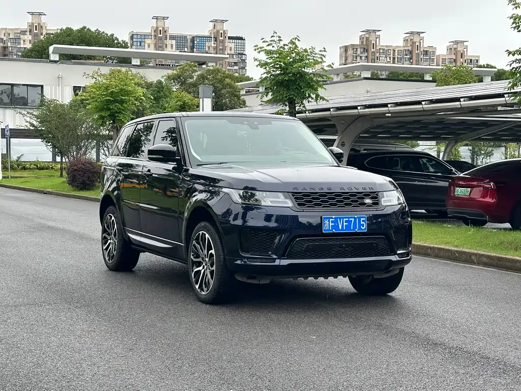 Land Rover Sport 2021