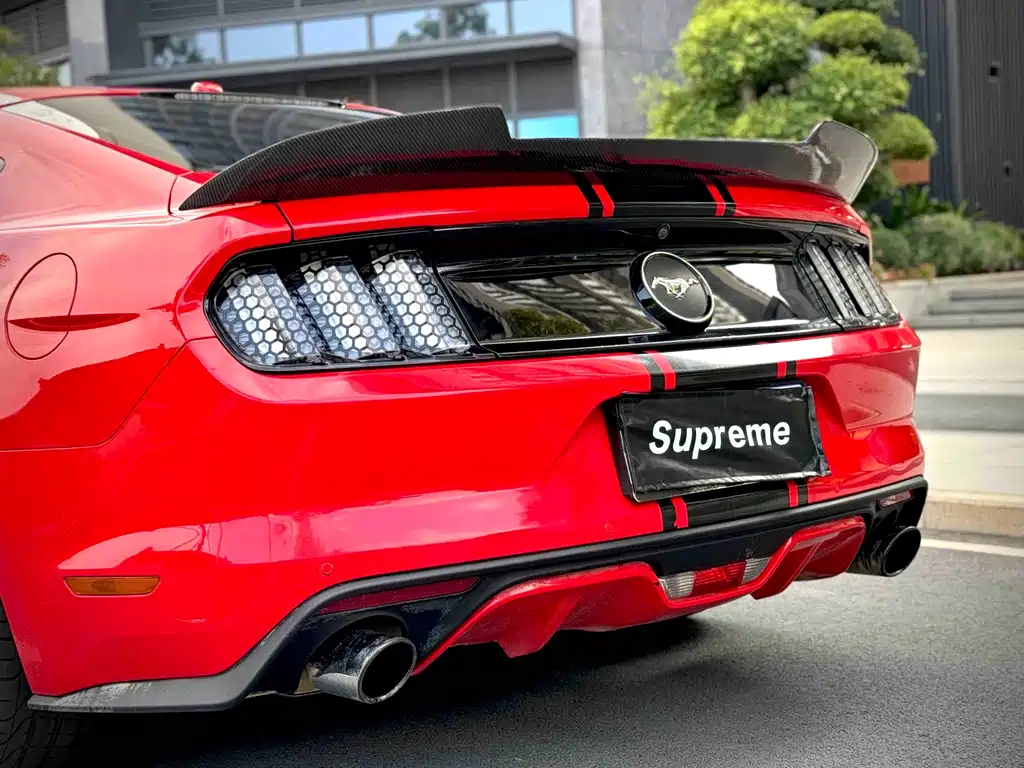 Ford Mustang 2018 — фото 16