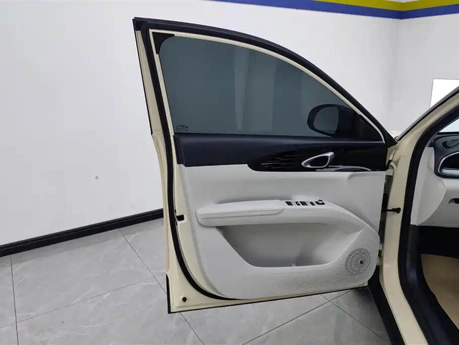 Geely Galaxy Starwish 2025