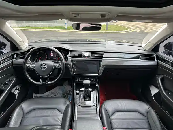 Volkswagen Phideon 2018