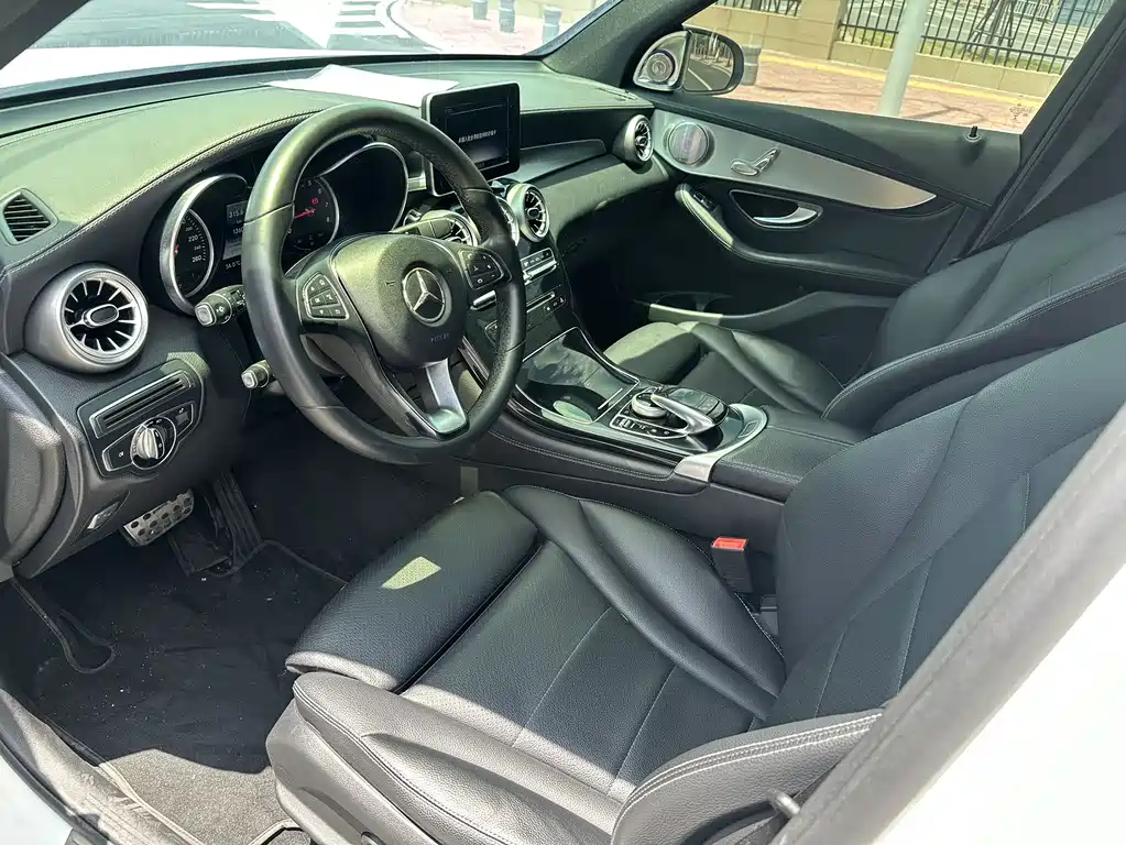 Mercedes-Benz GLC 2016