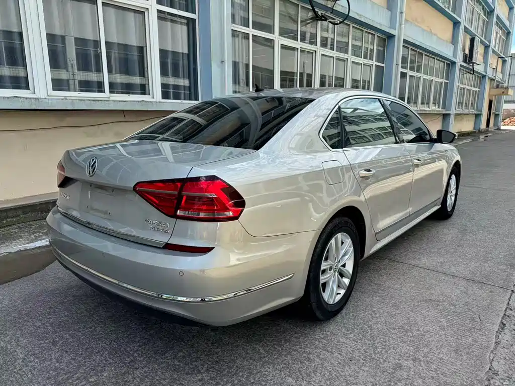 Volkswagen Passat 2016