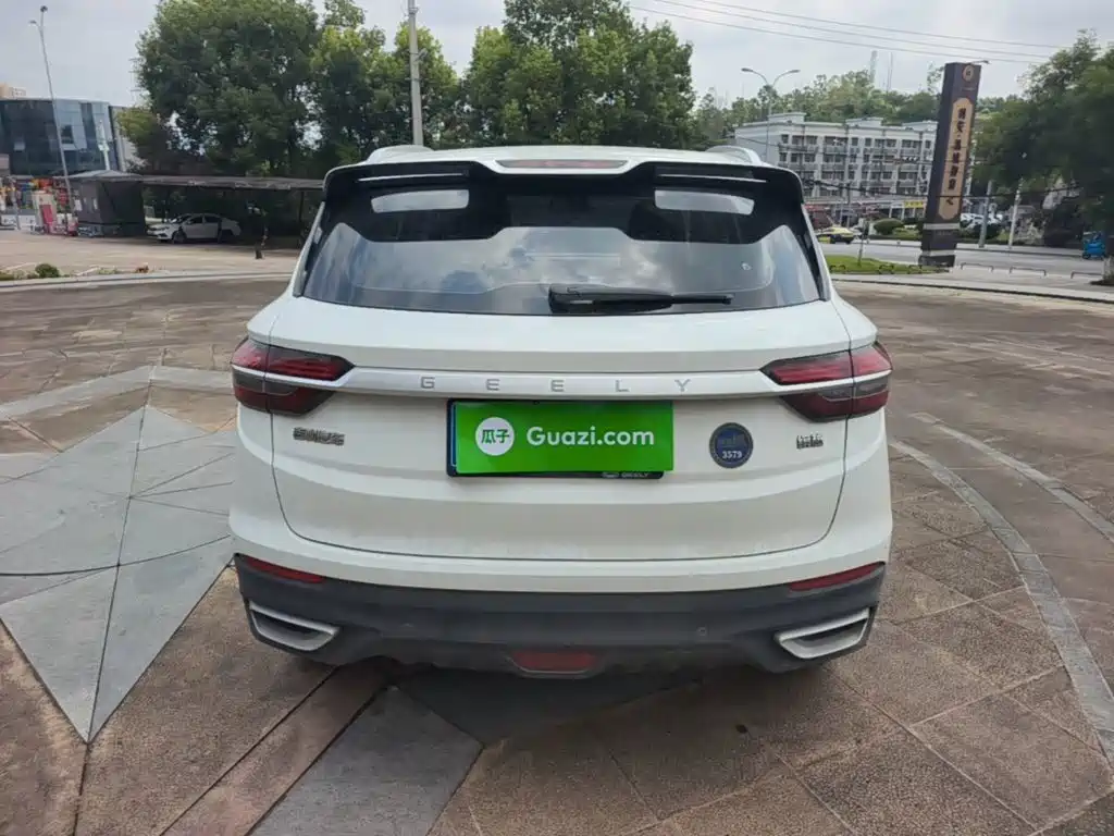 Geely Binyue 2021