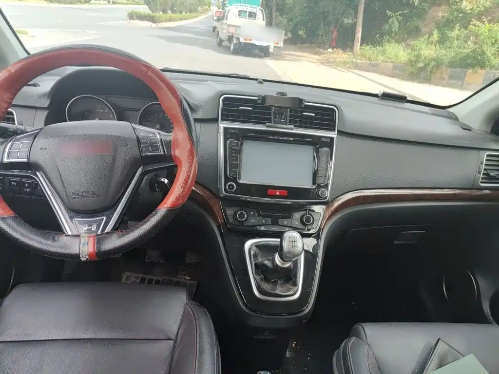 Haval H6 2014 — фото 10