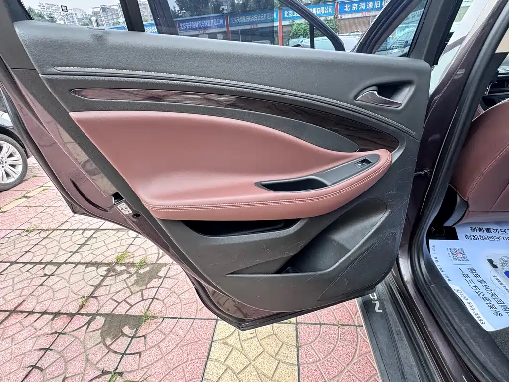 Buick Envision Plus 2016 — фото 11
