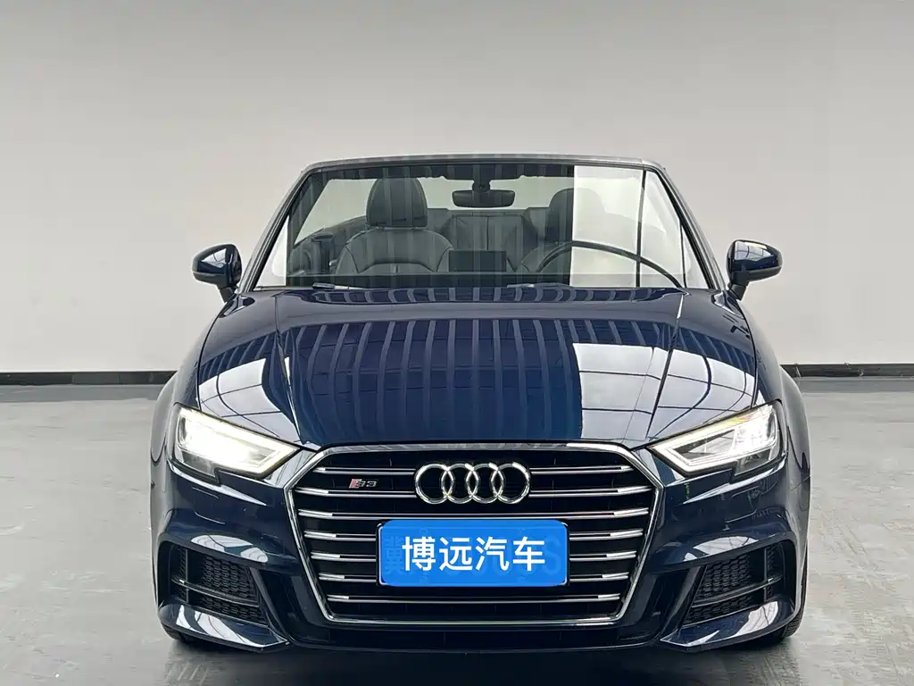 Audi A3 2018 — фото 2