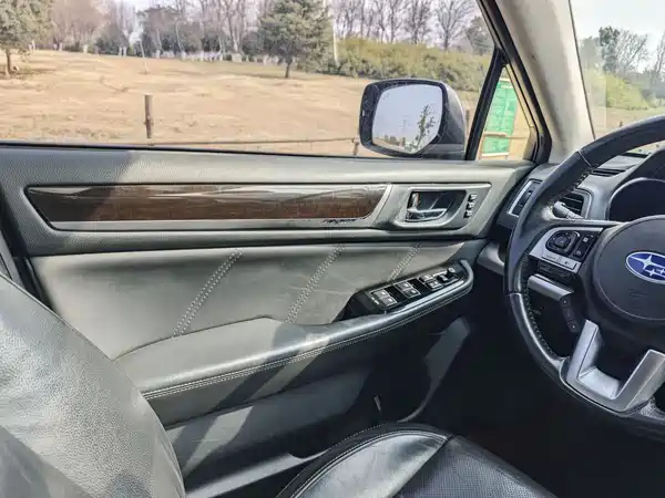 Subaru Outback 2016
