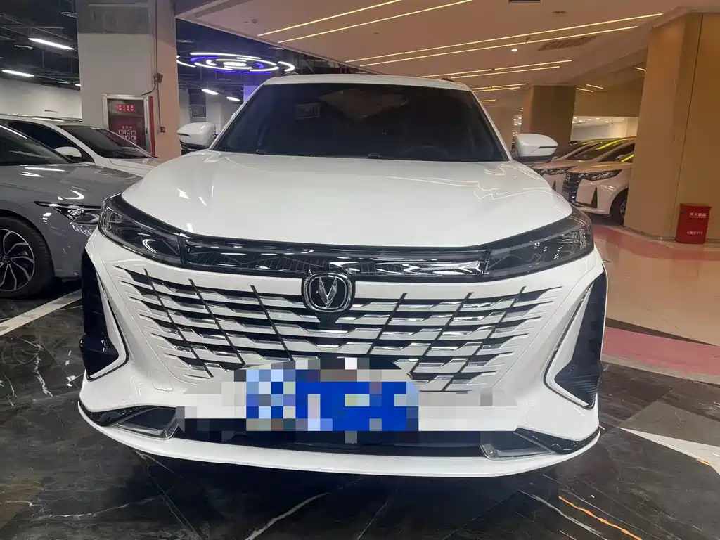Changan CS75 PLUS 2024 — фото 2