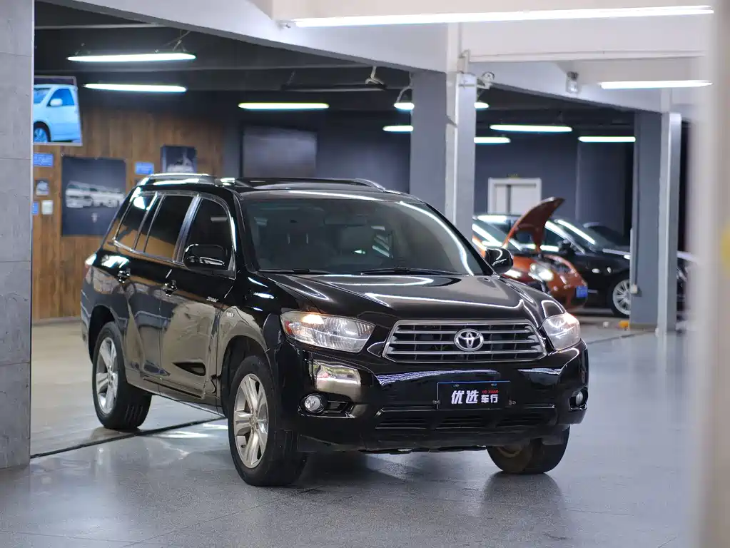 Toyota Highlander 2010 — фото 13