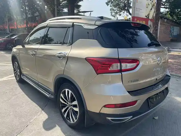 GAC Trumpchi GS4 2016