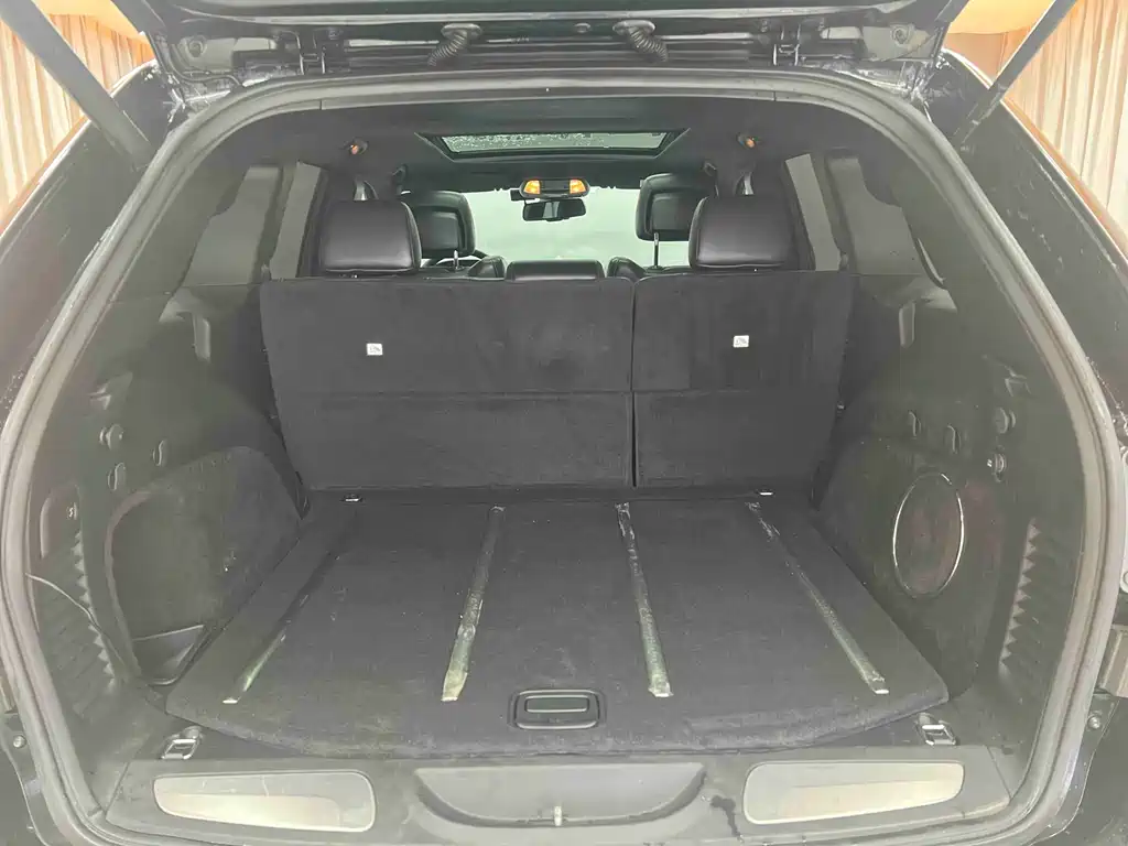 Jeep Grand Cherokee 2015 — фото 30