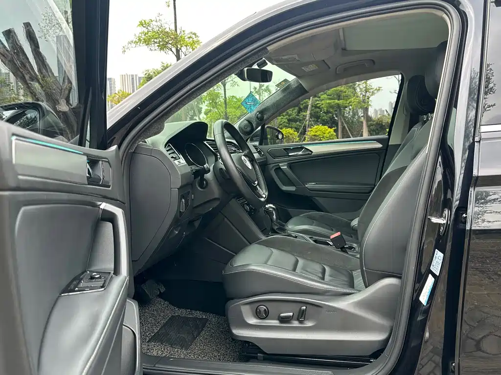 Volkswagen Tiguan L 2018 — фото 13
