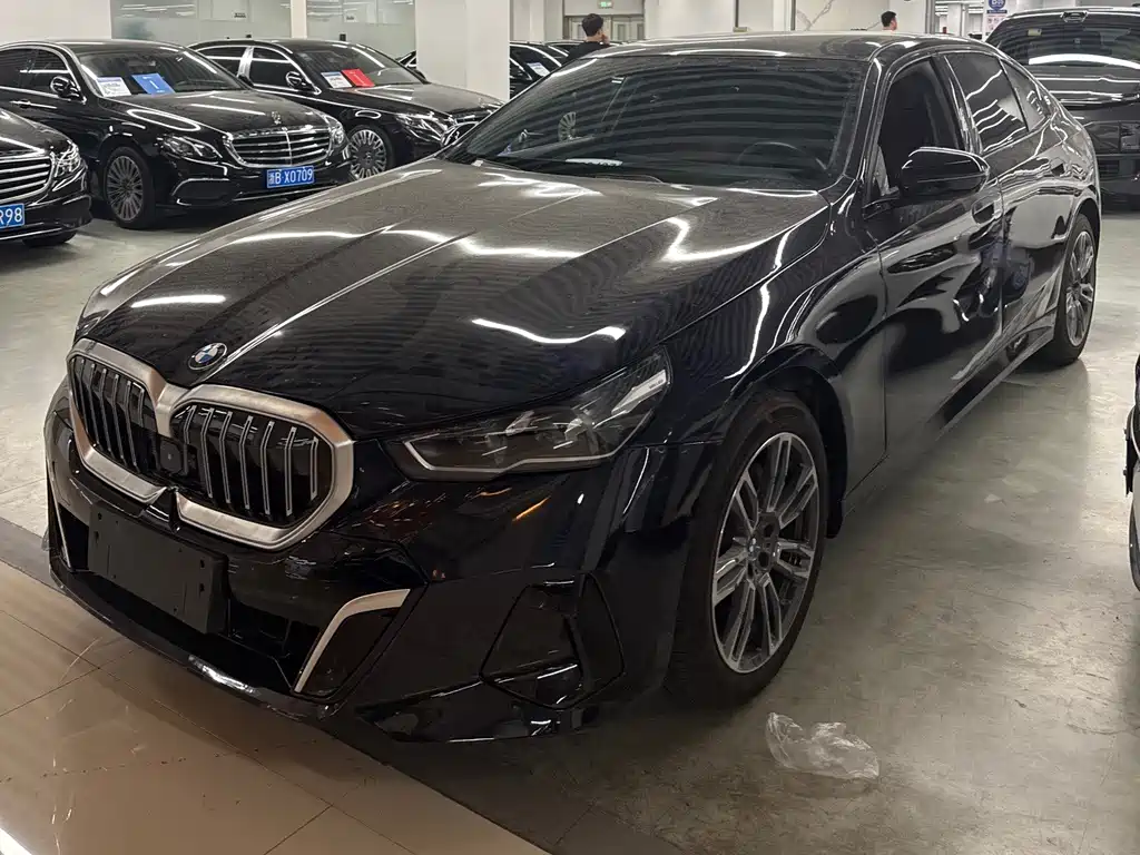 BMW 5 Series 2026