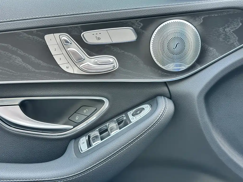 Mercedes-Benz C-Class 2021 — фото 19