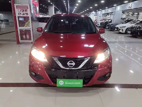 Nissan Tiida 2019
