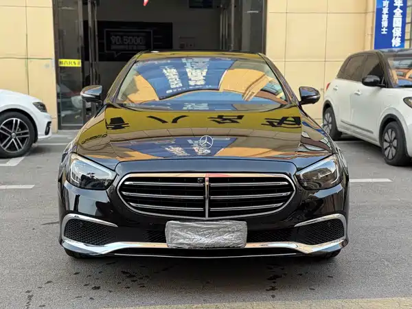 Mercedes-Benz E-Class 2023