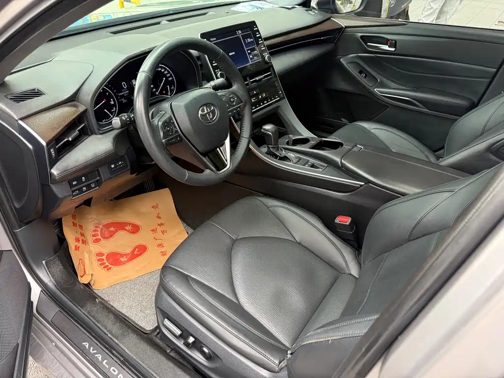 Toyota Avalon 2020 — фото 10