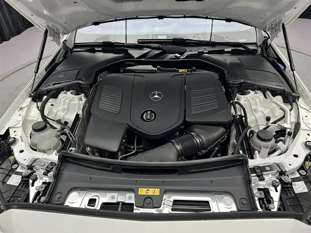 Mercedes-Benz C-Class 2023 — фото 13