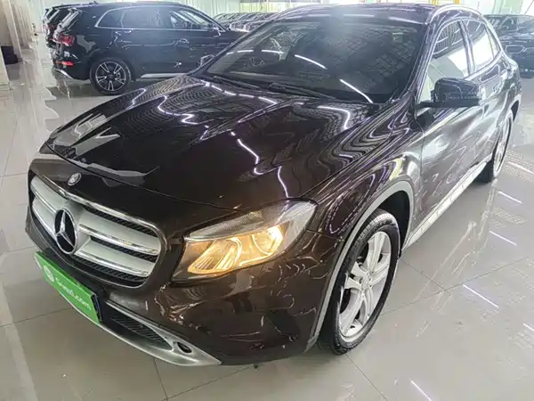 Mercedes-Benz GLA 2016