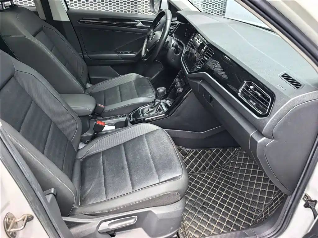 Volkswagen T-Roc 2022