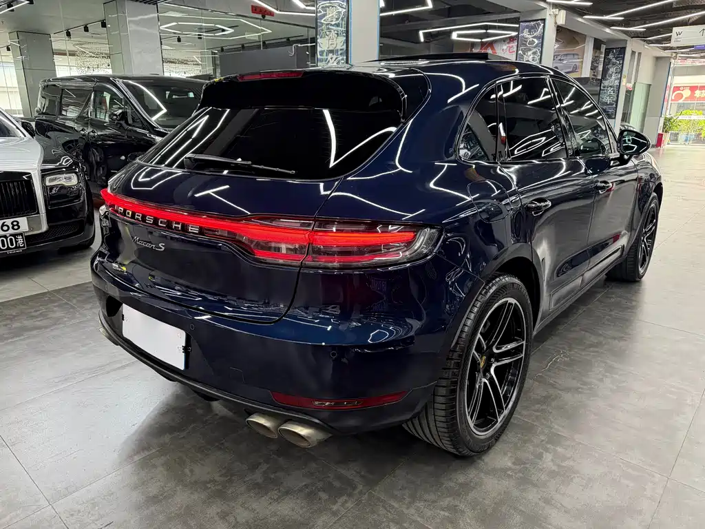 Porsche Macan 2021 — фото 14