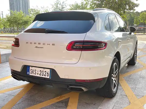 Porsche Macan 2017
