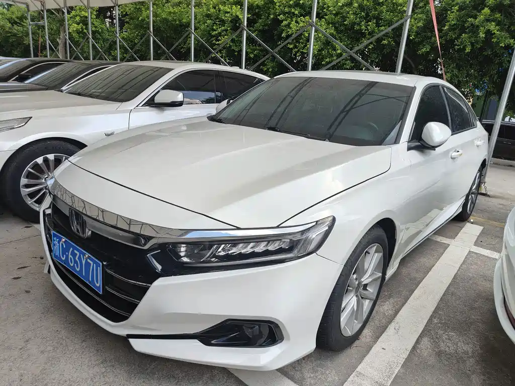 Honda Accord 2022 — фото 1