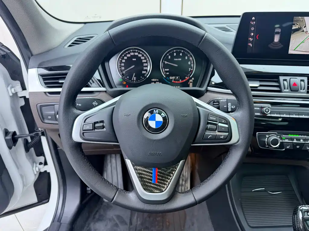 BMW X1 2022 — фото 11