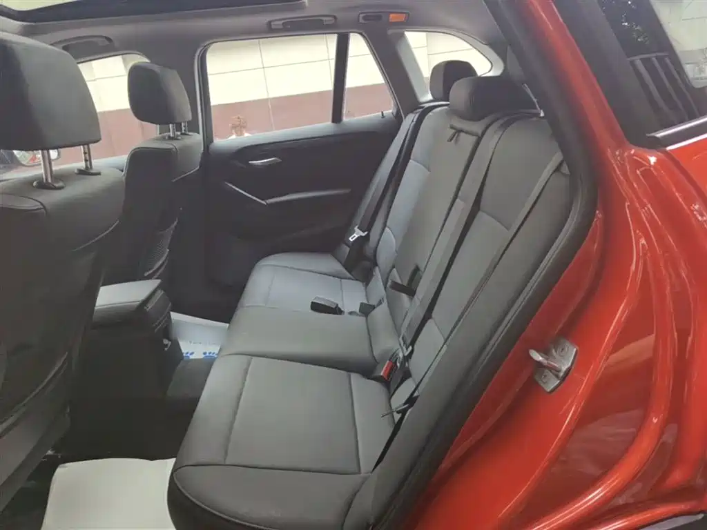 BMW X1 2015 — фото 17