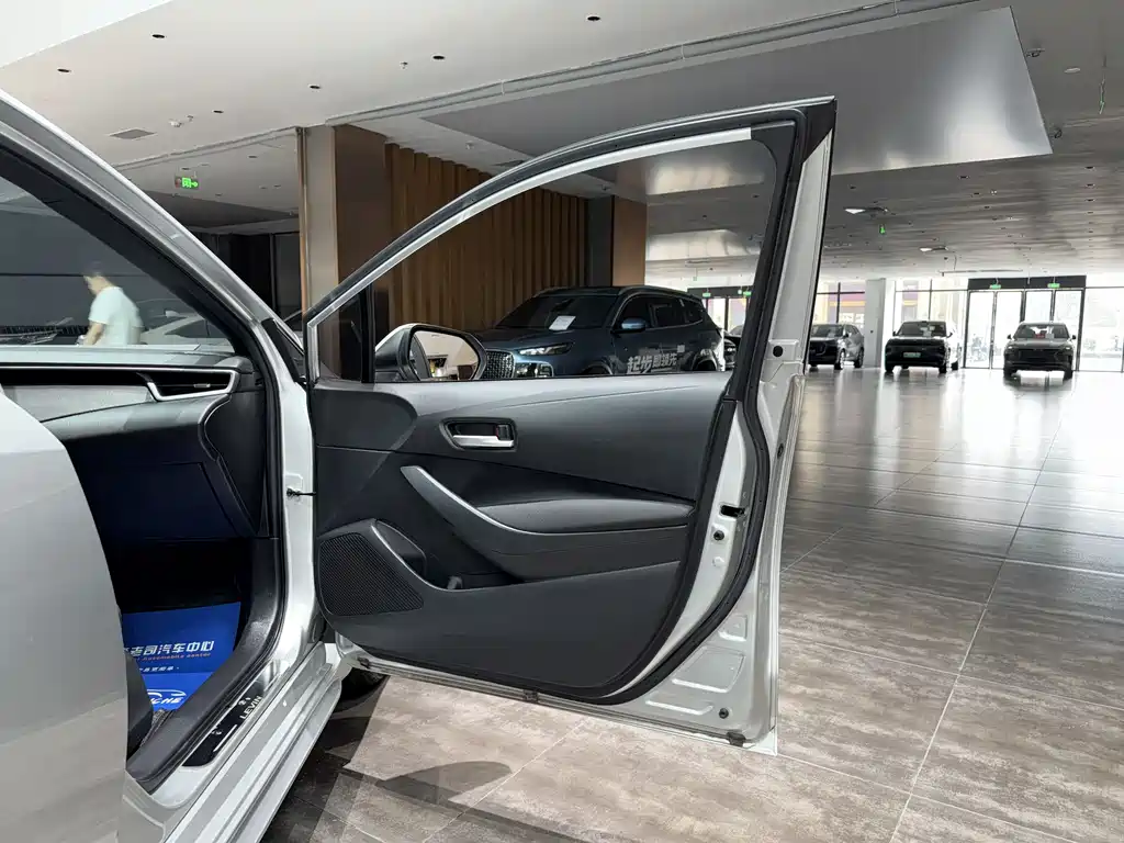 Toyota Levin 2020 — фото 19