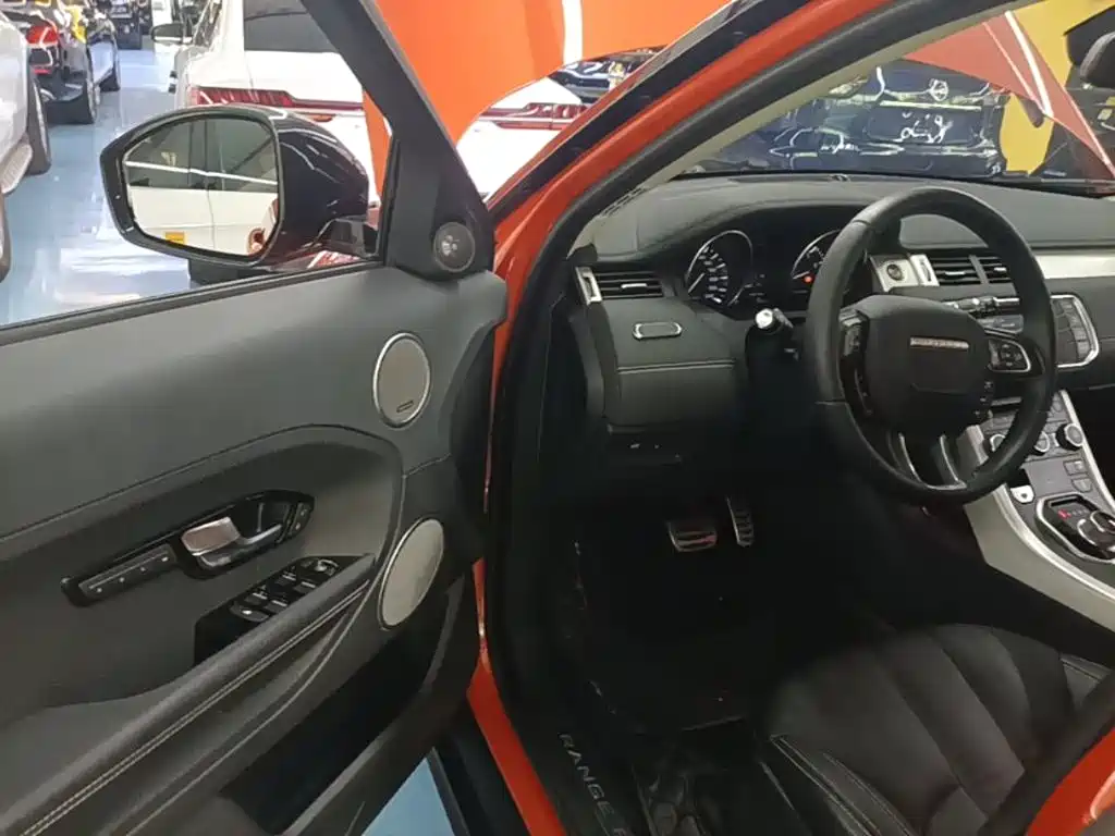 Land Rover Range Rover Evoque 2015 — фото 16