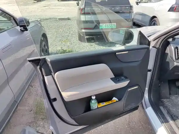 Volvo XC70 Plug-In Hybrid 2025