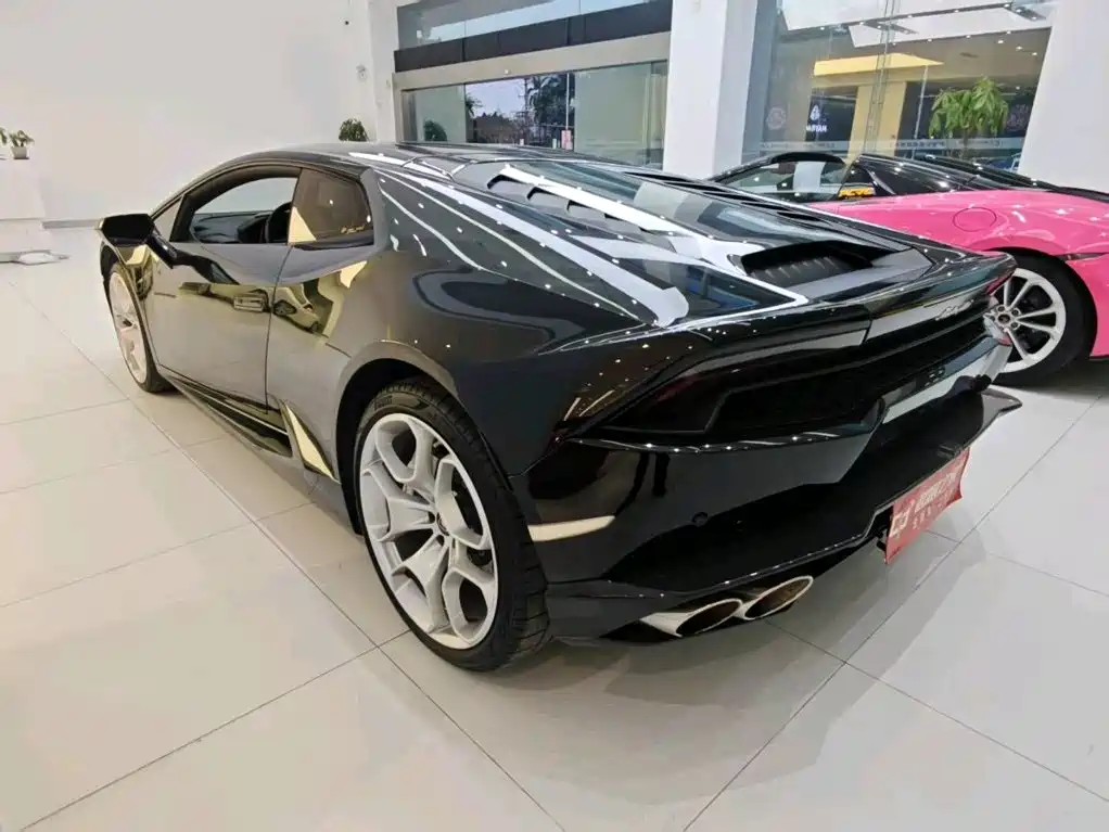 Lamborghini Huracan 2016 — фото 6