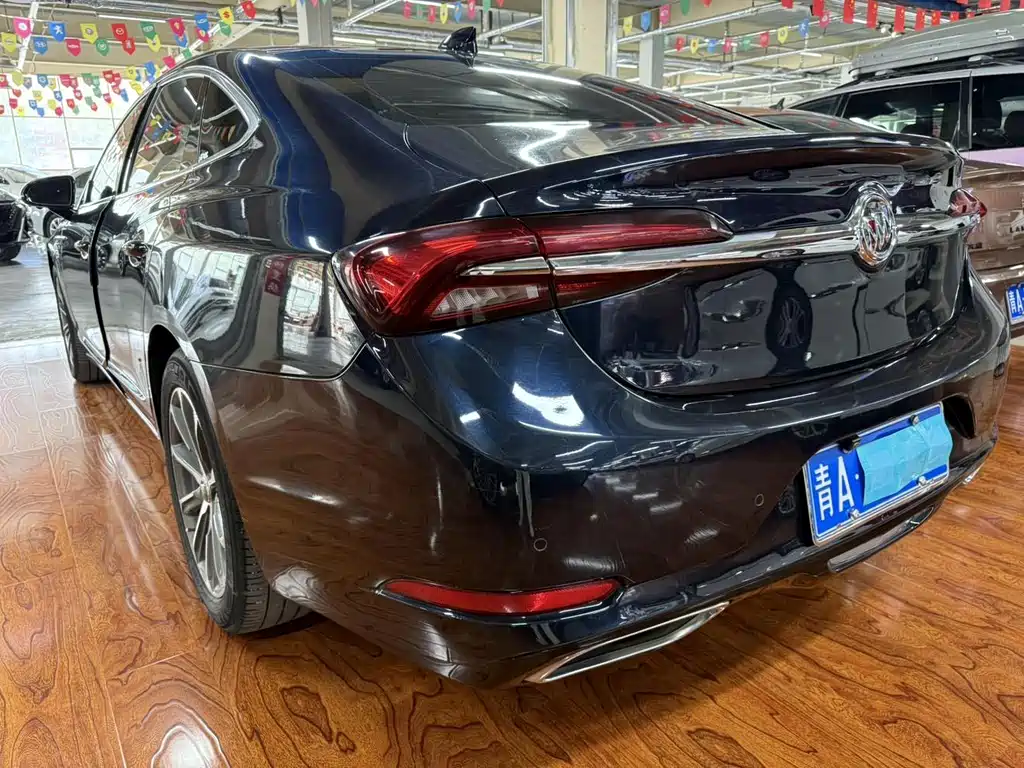 Buick LaCrosse 2020 — фото 19