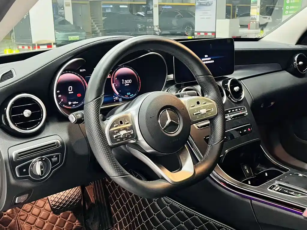 Mercedes-Benz C-Class 2020