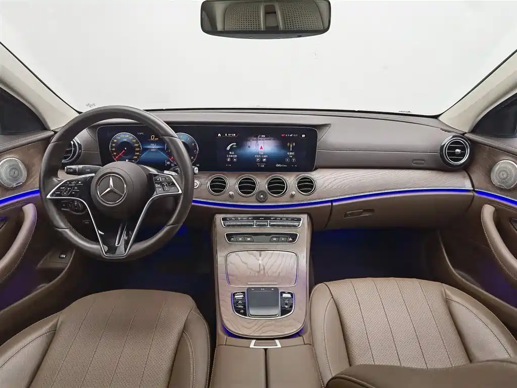 Mercedes-Benz E-Class 2023 — фото 5