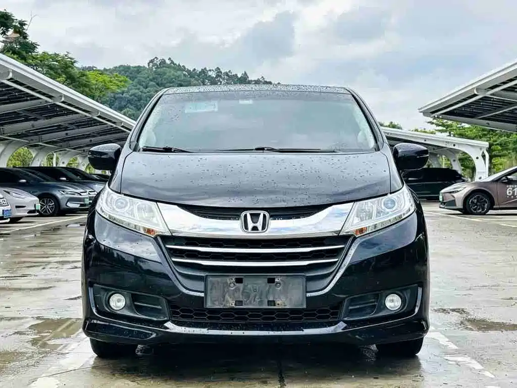 Honda Odyssey 2016 — фото 3