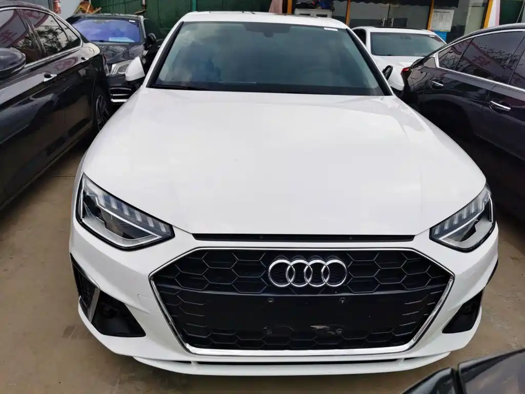 Audi A4L 2021