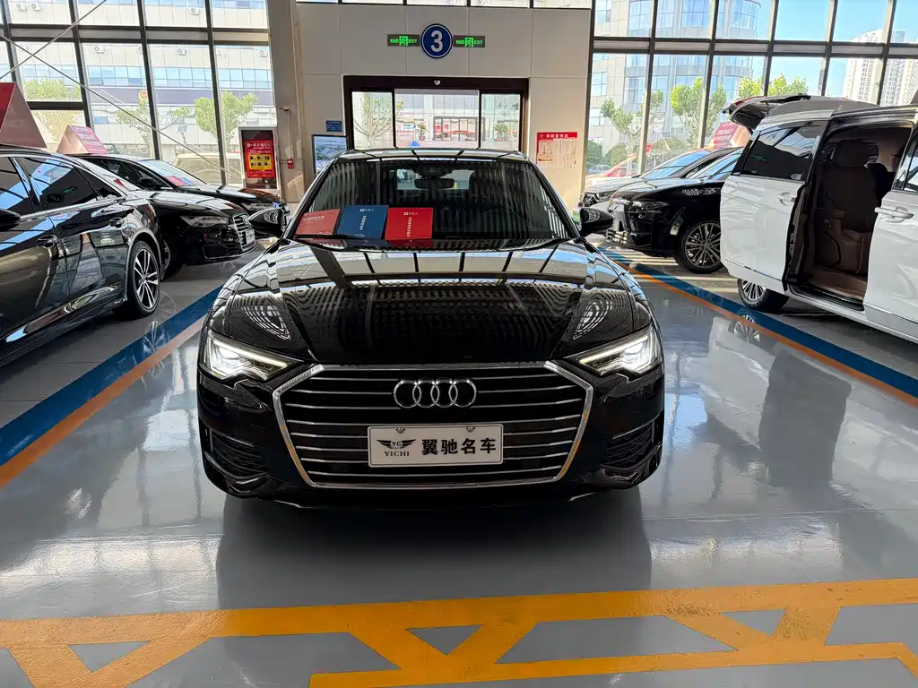 Audi A6L 2020